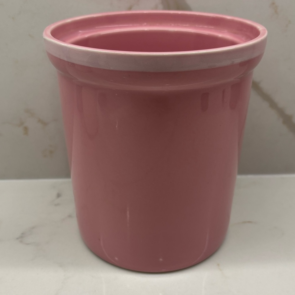 Vintage Studio Nova Pink Sherbet Ceramic Canister Japan Medium Size 6” x 5.5”